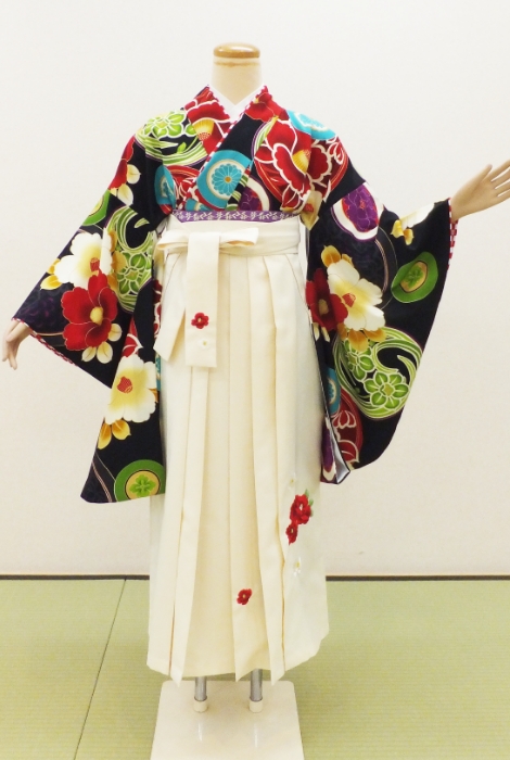 袴の女性