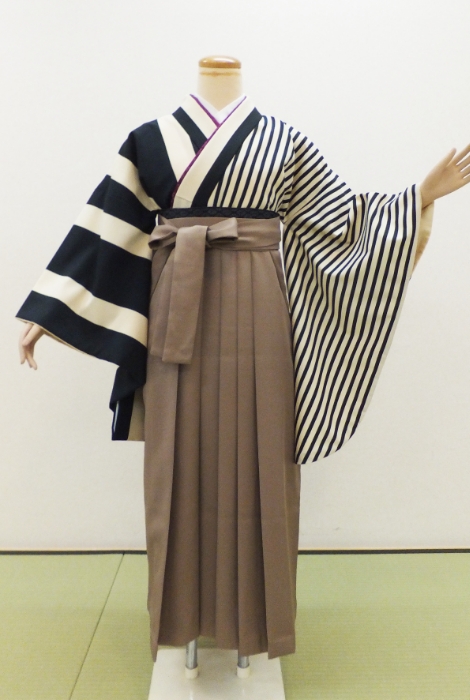 袴の女性