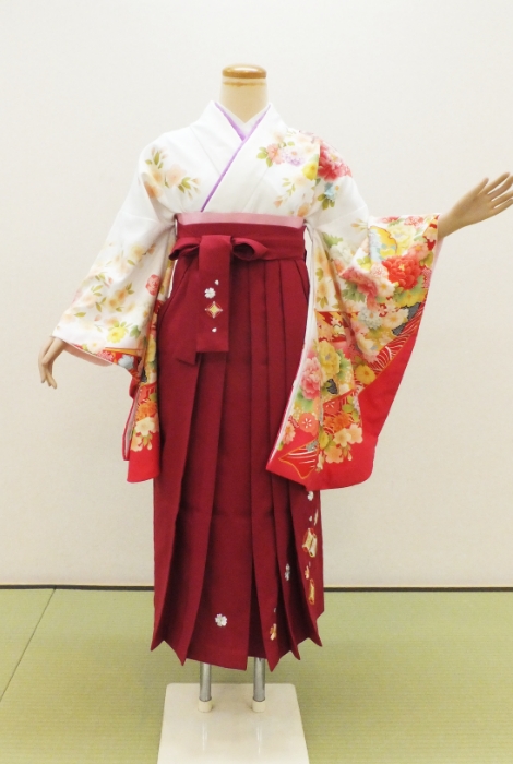 袴の女性