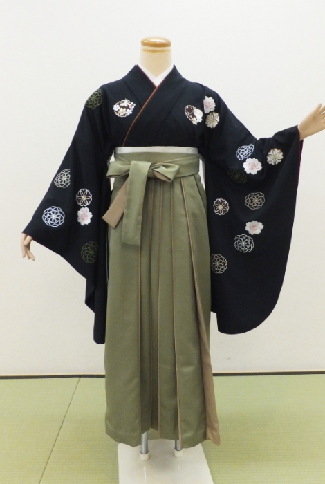 袴の女性